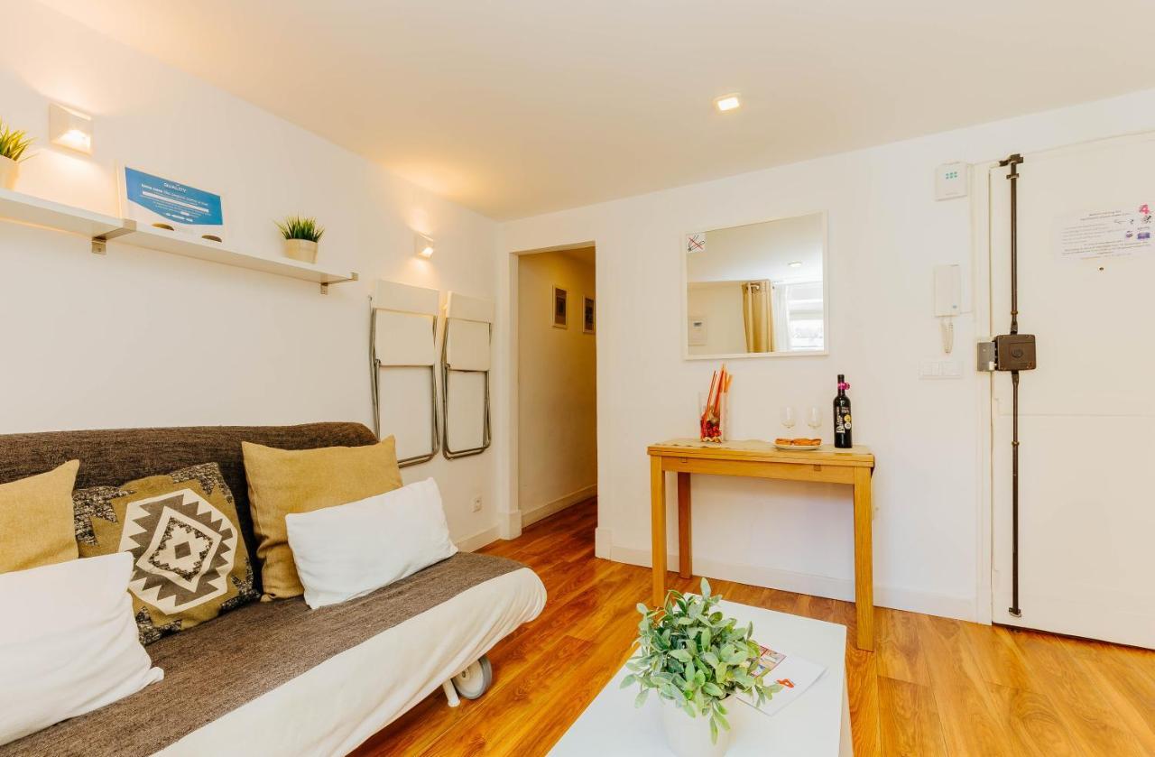 Rent4Rest Bairro Alto Charming 1Bd Apartment Lizbona Zewnętrze zdjęcie
